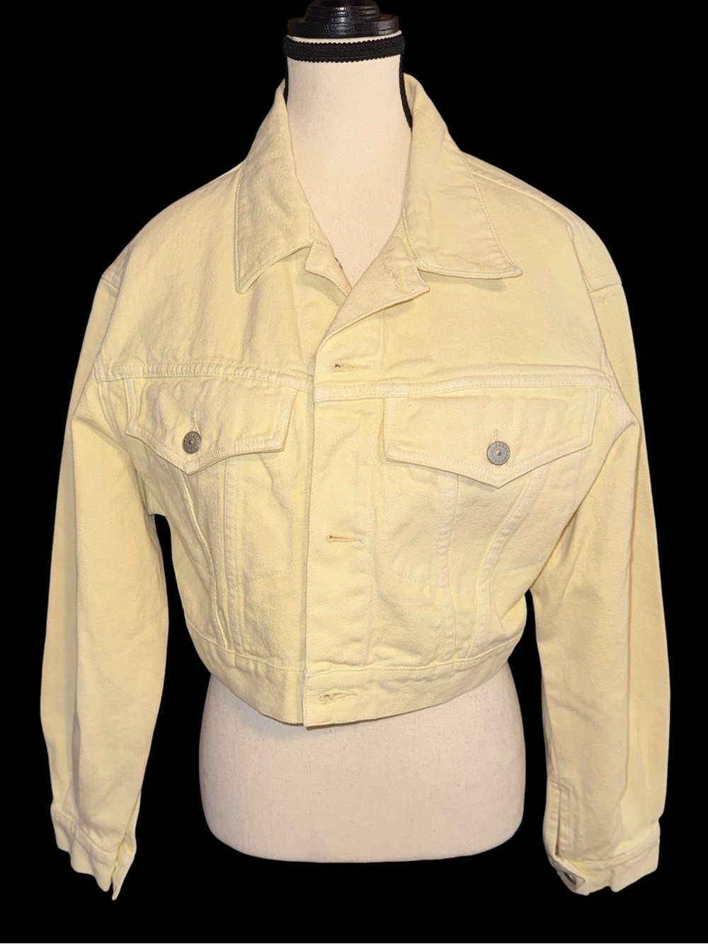 80/90’s Freego "Shades of Blue" cropped denim pale pastel yellow trucker jacket